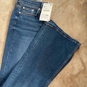 Zara jeans, Size:6, Medium dark blue wash